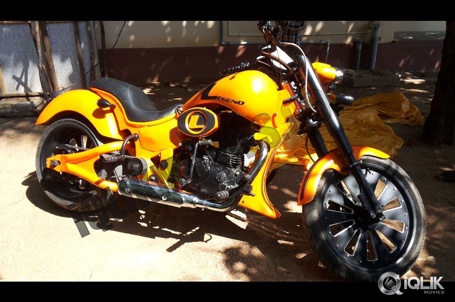 Balakrishna-bike-in-Legend